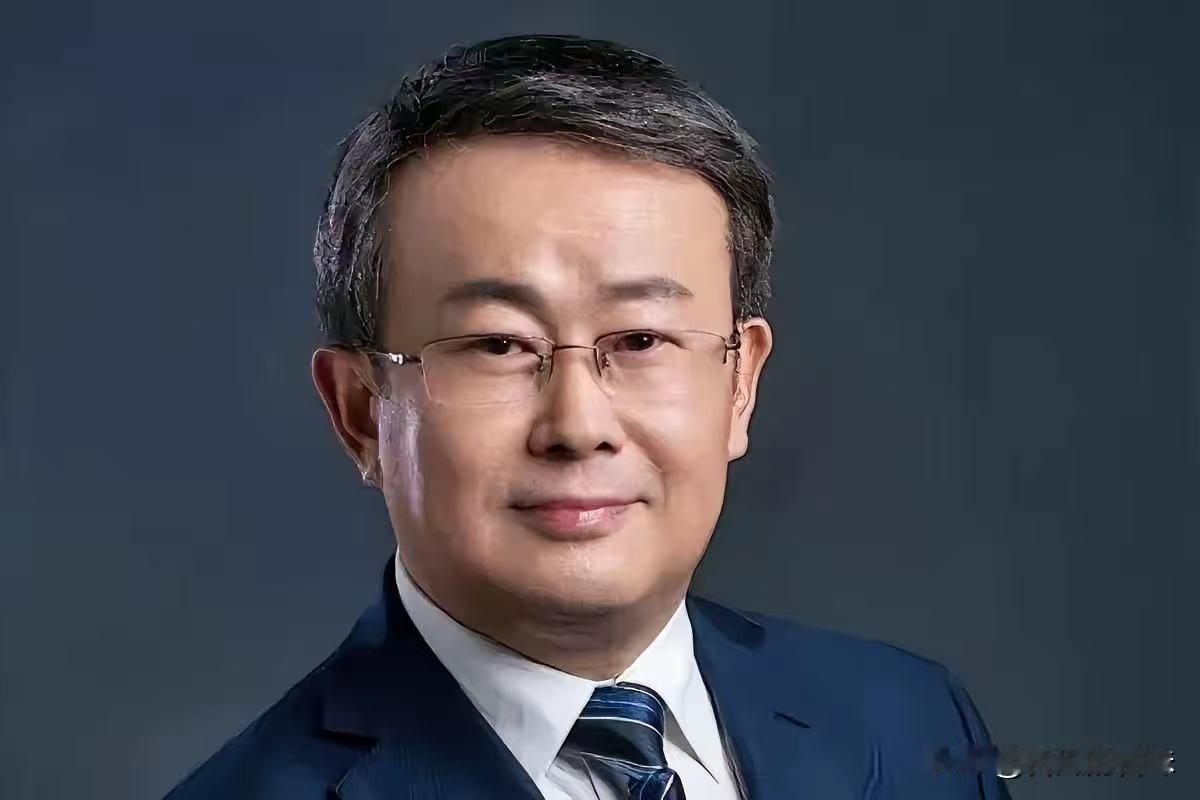 王小东藏得太深了，第一次知道他有日本留学背景。要不是项立刚提这么一句：“你就是日
