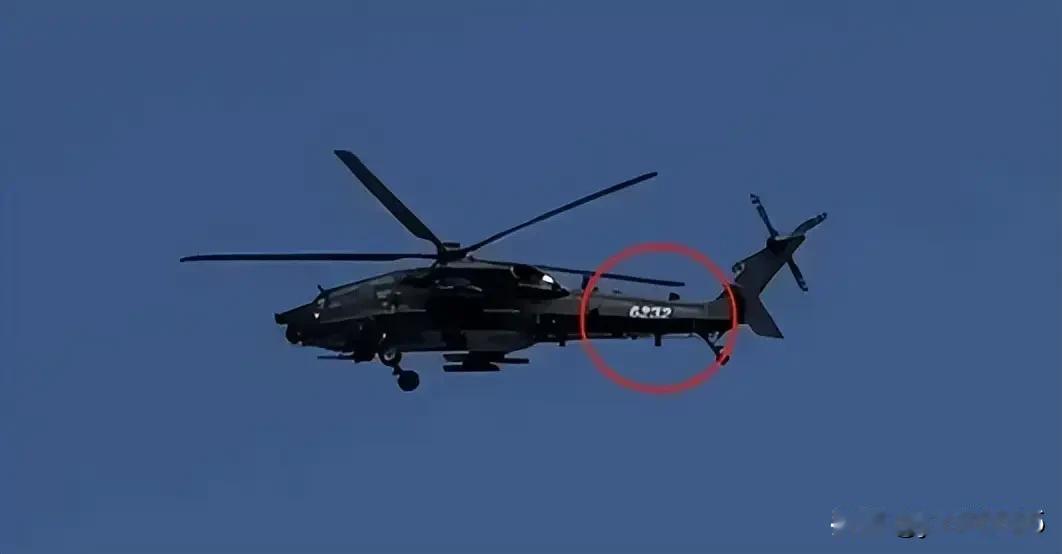 直-21似已服役，直-20的变型机？从直-21最新露面的图片来看，直-21似乎