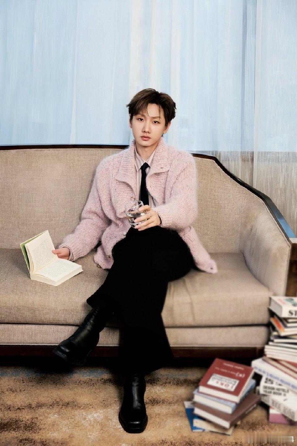 被汪苏泷粉粉的毛衣种草了哈哈哈哈哈这对吗一生在要链接的中国人汪苏泷毛衣