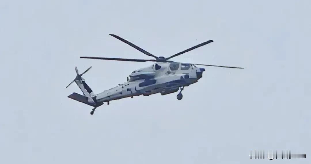 这是重型武装直升机武直21的舰载版么？快，是真快。