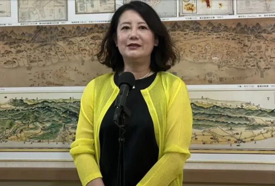 国民党立委罗智强今天在国民党团记者会上痛批称，这一年来，为了对抗民进党发动的恶罢