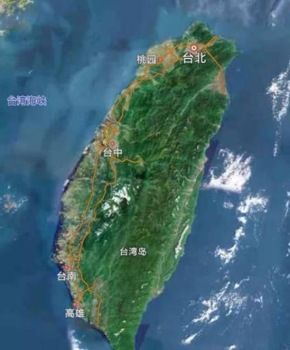 不少人以为台湾岛像海南岛一样，岛上道路畅通无阻，东南西北四处贯通，那误解可深了，