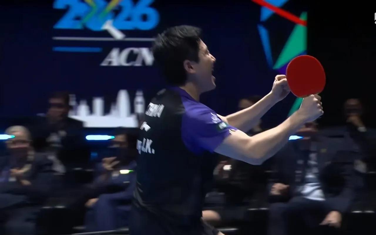 昨晚世乒赛男团决赛，第一场梁靖崑首发登场，上来就0：2落后，很多人就开始说梁不行