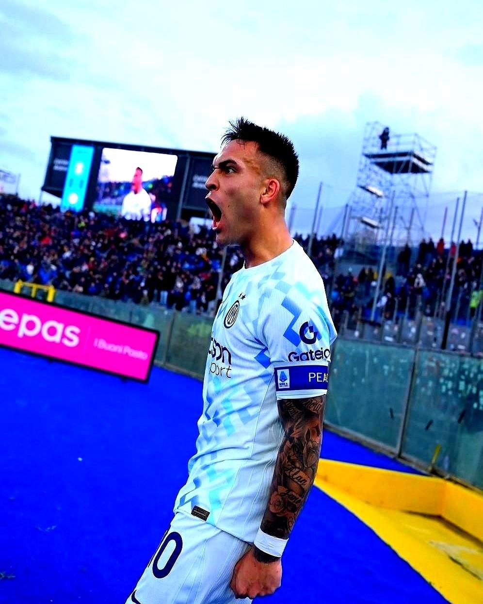 国米这操作，简直是明着告诉所有人。意大利杯对阵威尼斯，直接上了10个替补，就