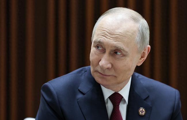 俄乌冲突直接迎来大反转，昨天普京在吉尔吉斯斯坦开完集安组织峰会，直接对着媒体放狠