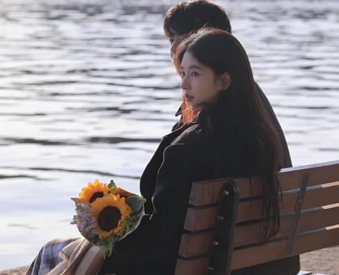 第一批00后已经开始离婚了，你以为他们是因为感情不和才离的，实际上他们是因为钱太