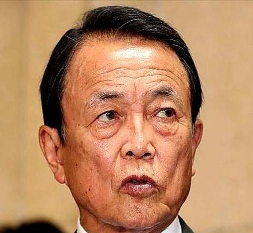 《高市早苗这回居然要叫板麻生太郎？那位自民党“太上皇”可不是吃素的，强硬反击已经