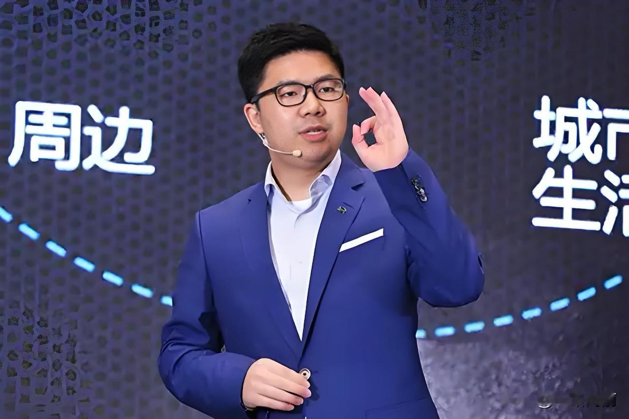 目前基本可以是实锤了！比亚迪的赵长江要去智界的消息传了大半个月的赵长江离开比