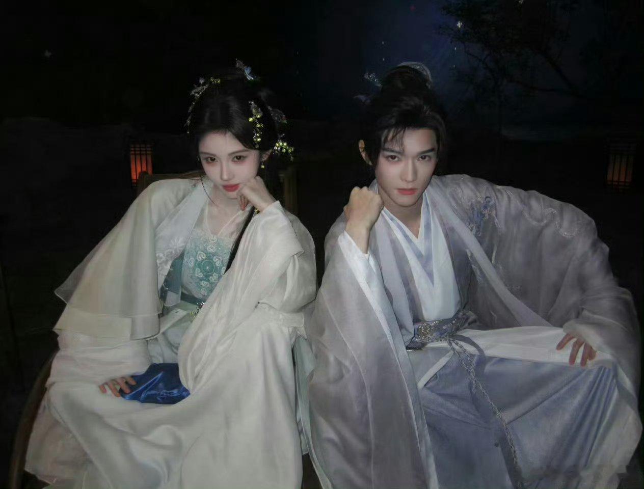 阿黛合照合集这个鞠婧祎好喜欢和别人合照哇