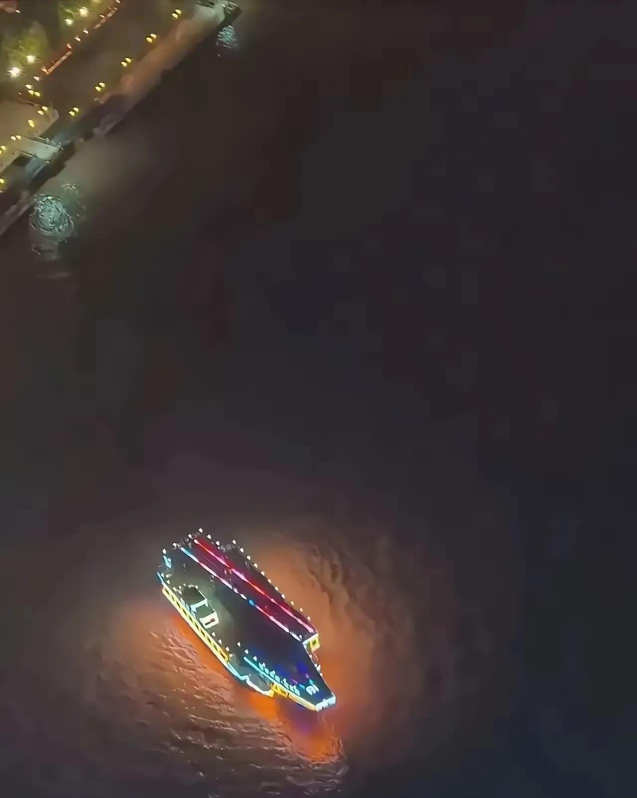 看了那么多航母，这图我不能忍