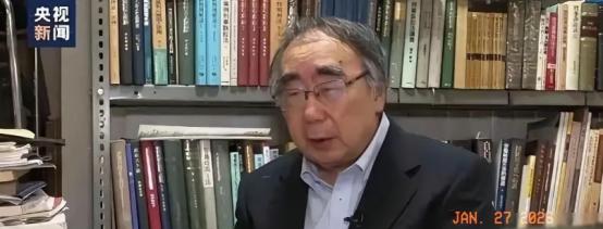 日：那块石碑的事，能不能再商量商量？毕竟都放了一百多年了，早就是我们这儿的“皇室