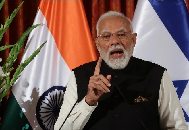 欠中国数百亿不还，还想求尿素救命？印度一手求粮一手捅刀，中国九字回应太解气大