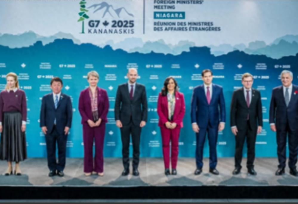 不准中国接俄，也不准中国收台，更不准管制稀土，七国集团最近明确指出，中国不能援助