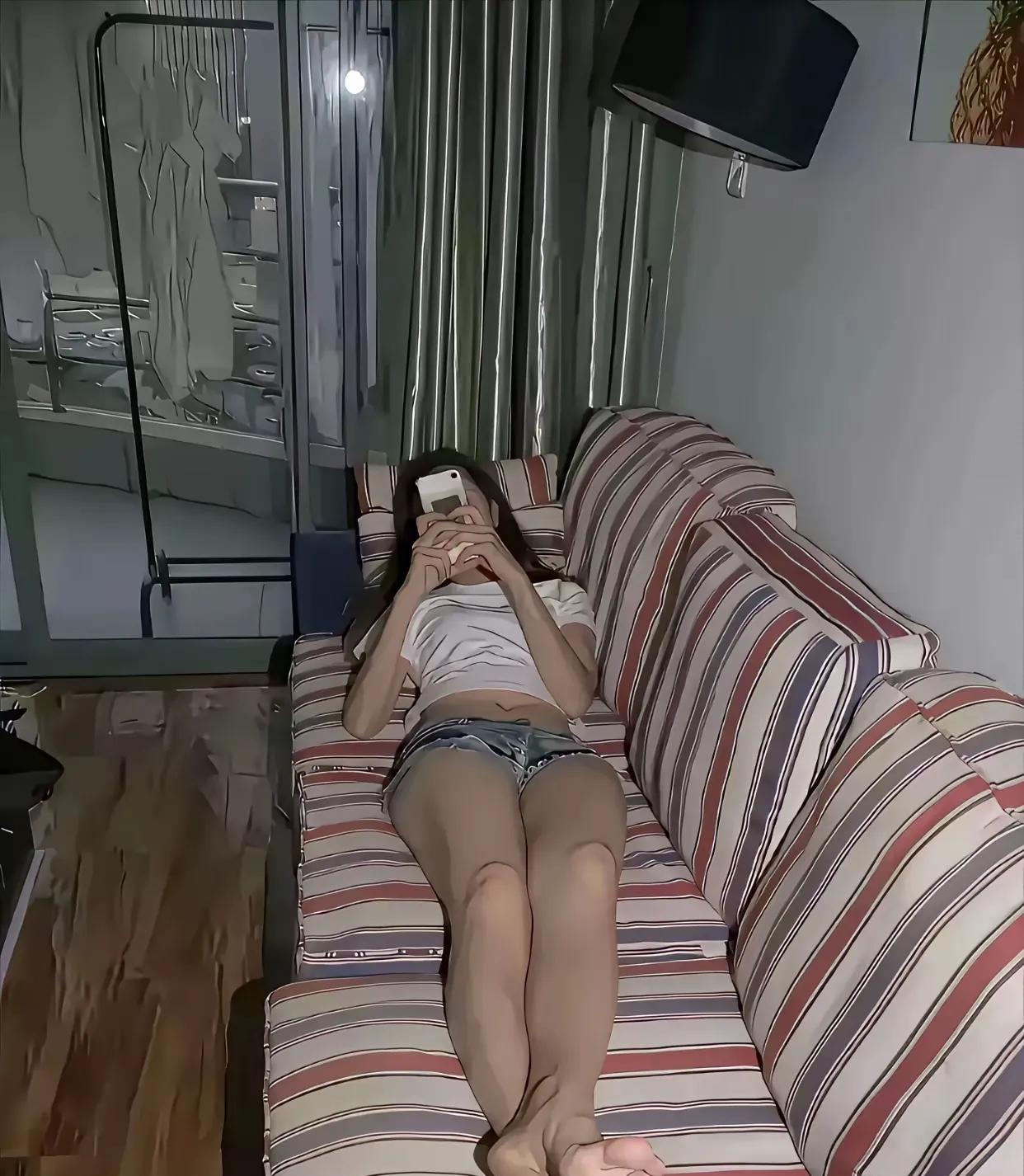 你家那口子下班后也这样吗？
