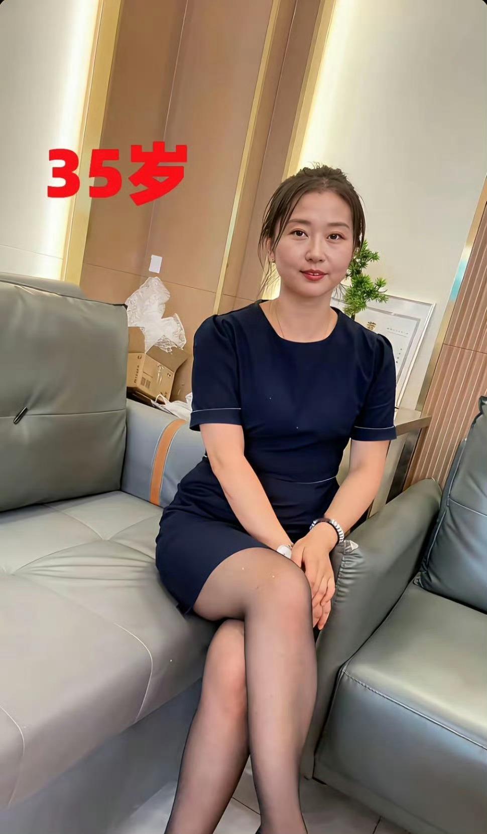 说实话，35岁和45岁的照片，你们觉得变化大吗？