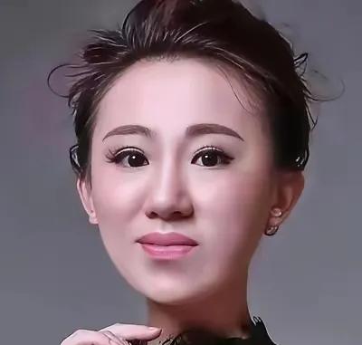 丫蛋有三个孩子，大儿子王天琦是她与前夫王金龙所生，于2011年出生，离婚后，王天