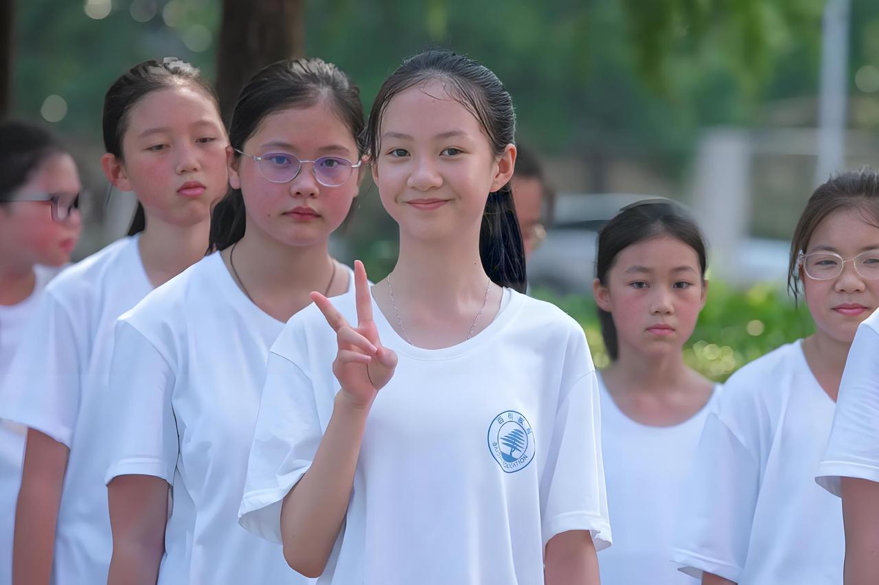 作为初中班主任，即将开启又一轮新初一的征程，见过太多小升初的衔接，能明显发现小学