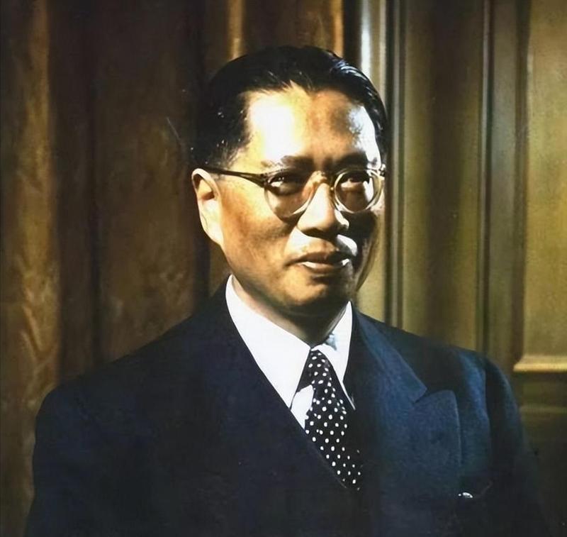 宋子文去世前把日记捐给美国，要求30年后公开，里面果然有大瓜。新中国成立之前