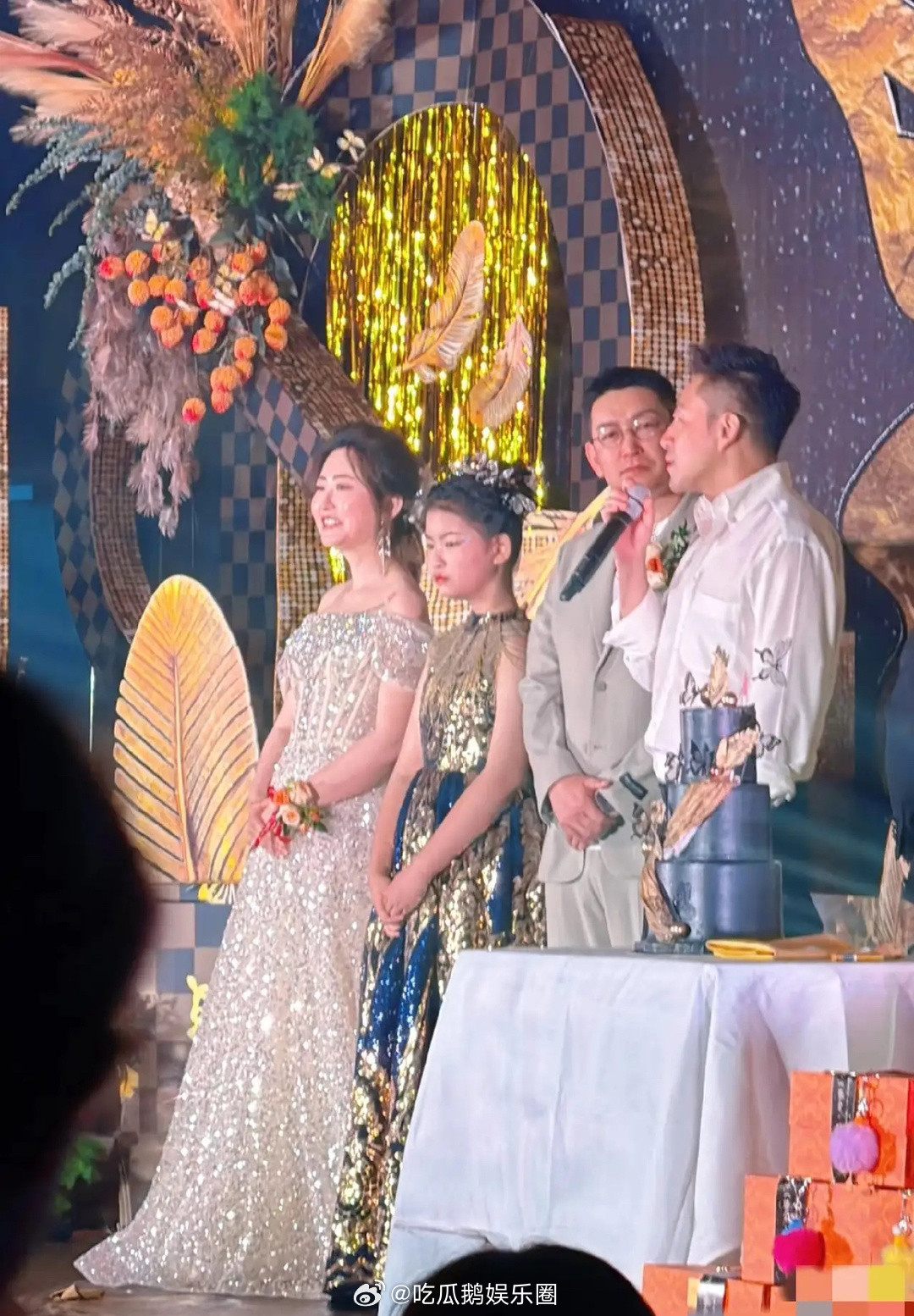 婚后的马筱梅是越来越美了，也越来越有气质了，作为麻六记的老板娘，身份都高了一个档