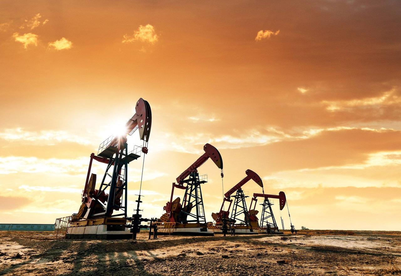 不得不佩服，中国的战略眼光，还是很敏锐的。中东一打仗，石油运输就不稳。很多国