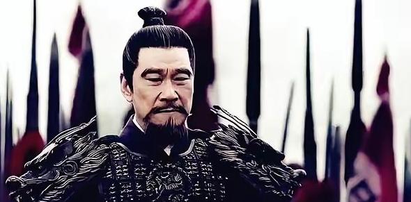 1402年秋，官员刘固全家被押赴法场处决，当刽子手的鬼头刀斩下八十岁刘母头颅时，