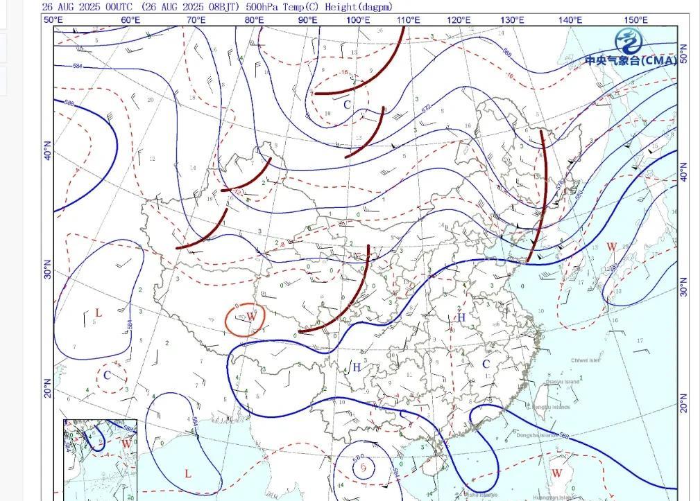 从今天的天气图实况来看，今天副热带高压依然强盛，而且在西藏、新疆、青海一带还有陆