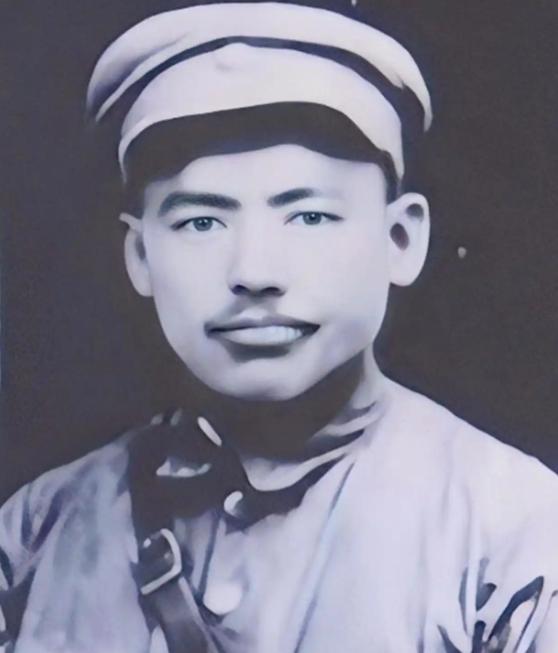 1949年，青海解放后，马步芳带着一家老小逃离国外，马步青不想离开，也不想去台湾