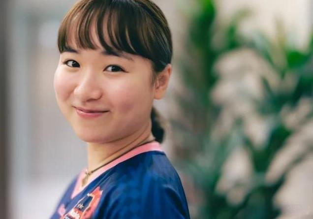 伊藤美诚与张本美和不一样的选择。#万能生活指南#伊藤美诚现在非常满意自己的