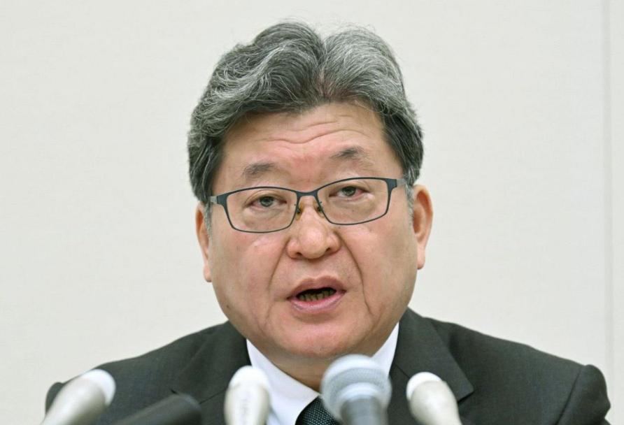 12月21日，萩生田光一的脚刚落地台北，这就不是什么“窜访”，这是在往中国的枪口