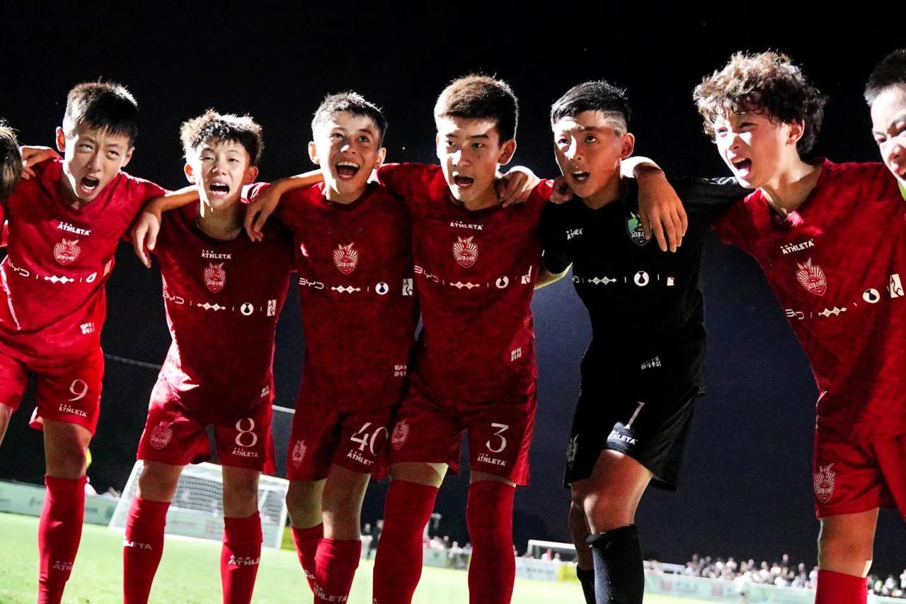 足球小将探索无限可能，‘2034杯’共庆冠军时刻7月10日，比亚迪正式宣布与深
