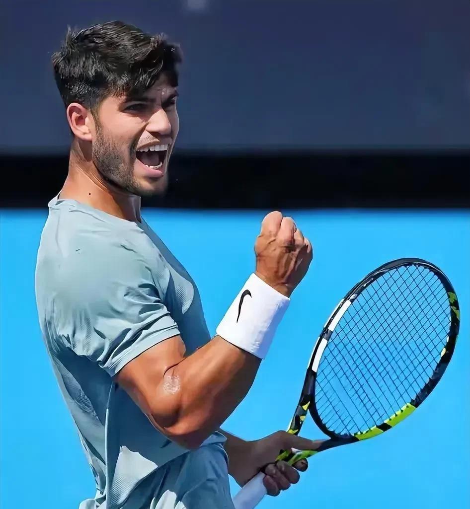 北京时间8月16日凌晨，2025ATP1000辛辛那提大师赛展开一场1/4决赛的