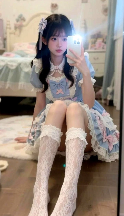 我52岁，年后找了59岁的老刘搭伴过日子，在一起不久，他忽然和我说："我们得有夫