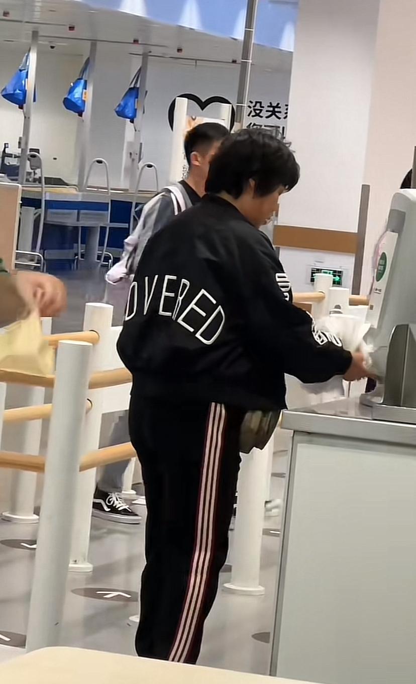 这种贪不到便宜就吃亏的，通常最后结局都不会太差。