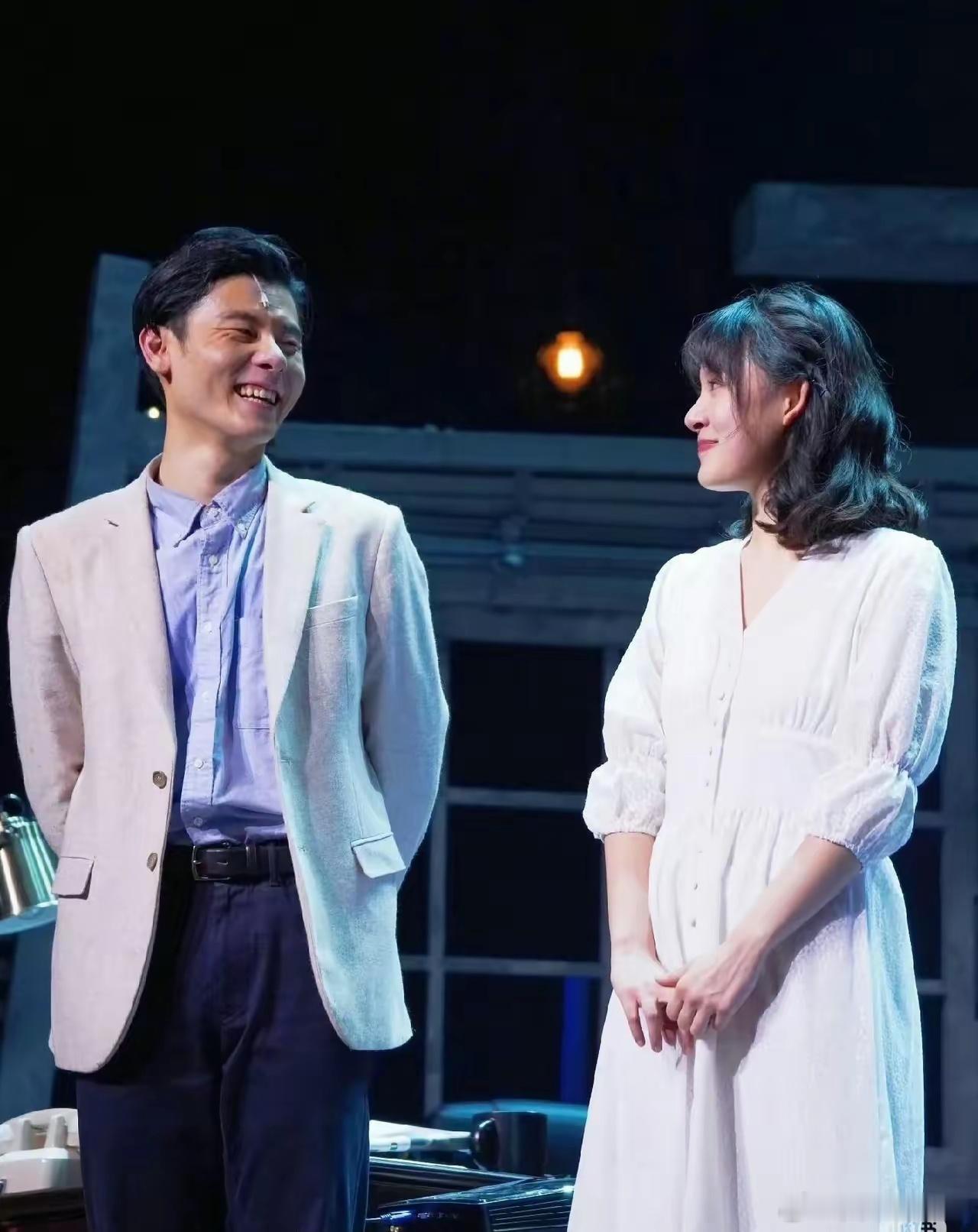 大家都不要羡慕蒋奇明女朋友了我们永远不可能成为她仅仅是她身上的一个条件,就是大部