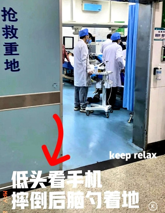 今天早上，市中心医院发生一起悲剧。一位28岁的男医生出事了。上班路上，就因为