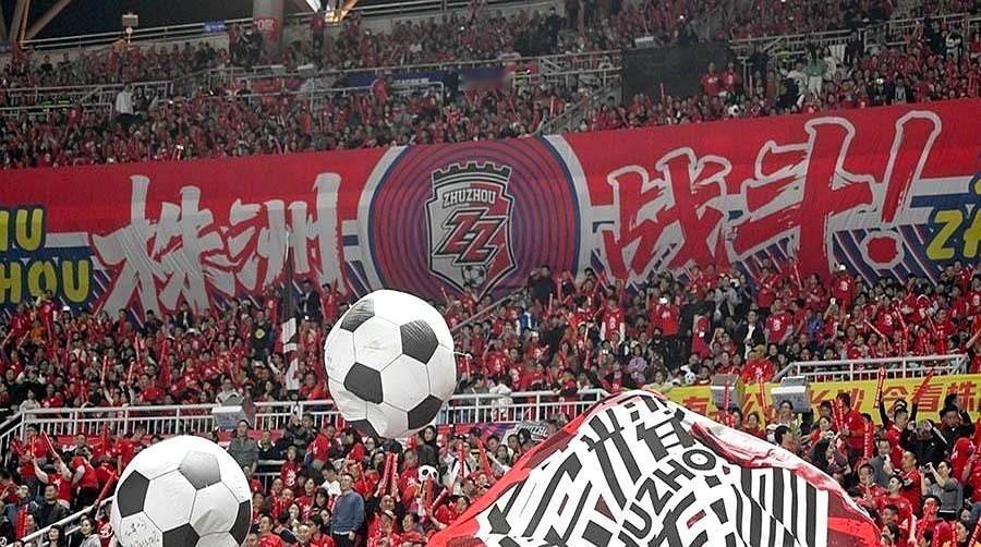 “湘超”终极对决，株洲队这次能复仇长沙吗？12月27号，长沙贺龙体育场，20