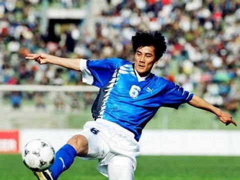 施拉普纳曾经以自己特立独行的足球理念给中国足球带来了一次剧烈的冲击。在当今的中国