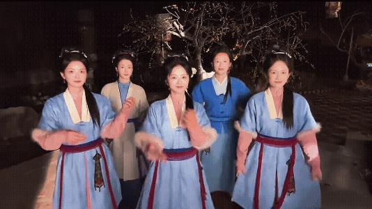 兰香如故女团舞来喽，大家欣赏起来吧！兰香剧组最近太活跃了，几乎每天都有新物料喂