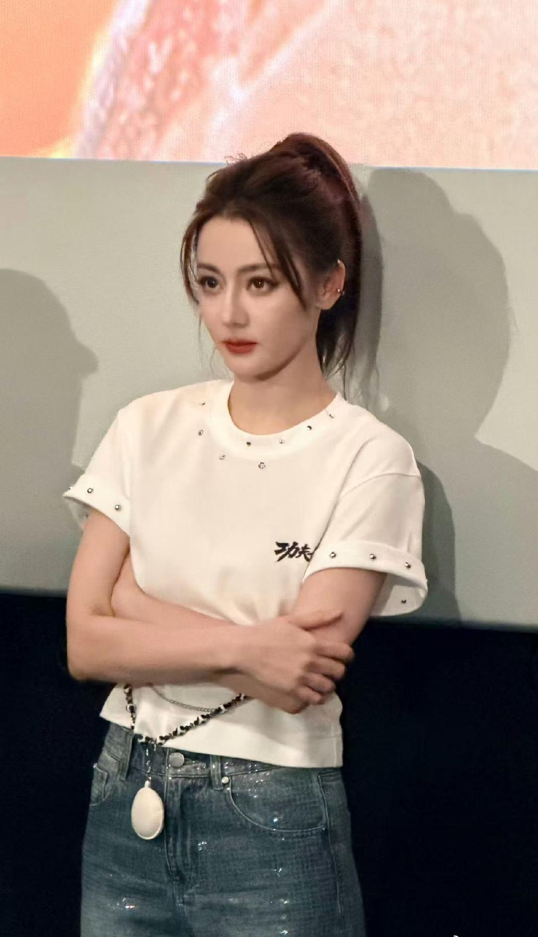 这个迪丽热巴太可爱了😖​​​​