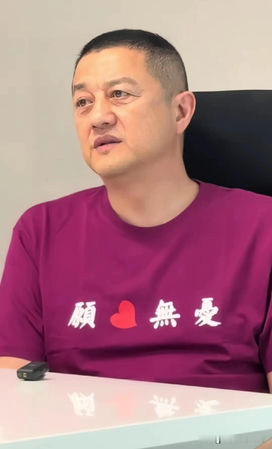 李亚鹏直播间里：嫣然20周年可能办一场线上小型演唱会，和抖音平台合作，主题是“嫣