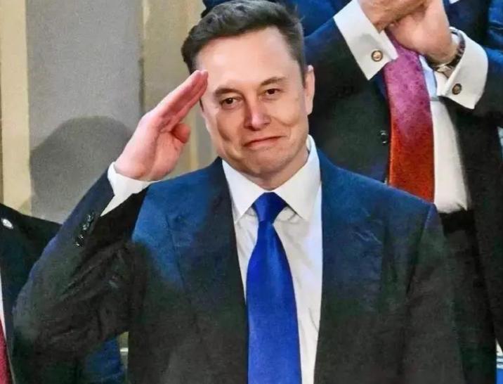 不得不说，马斯克这嘴真是开过光！就在中日关系这么紧张的节骨眼上，他居然直接给日本