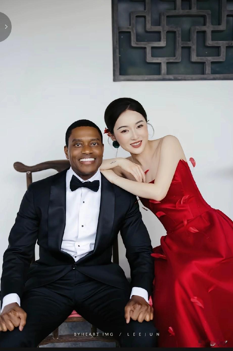 随着中外交流的加深，再加上留学生的大量来华，很多中国女孩非常喜欢老外，她们