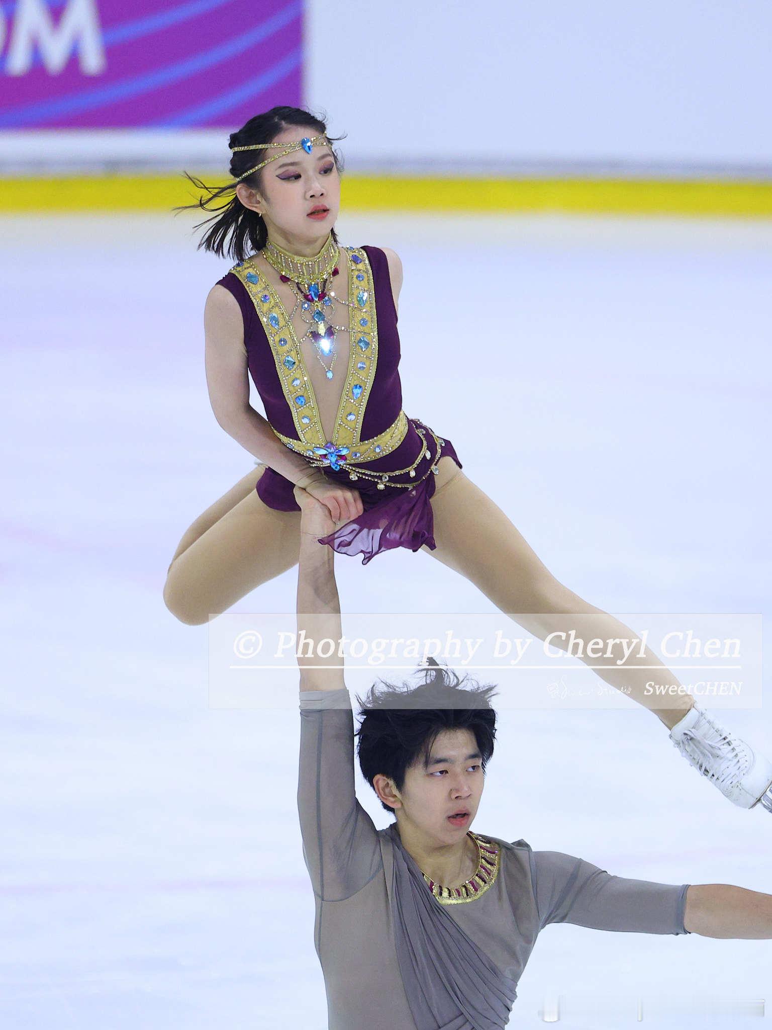 萱女王这颗大钻也太闪了糖摄影花样滑冰2026JGP里加站​​​