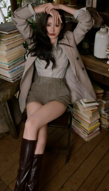 张天爱壁纸，无处安放的大长腿