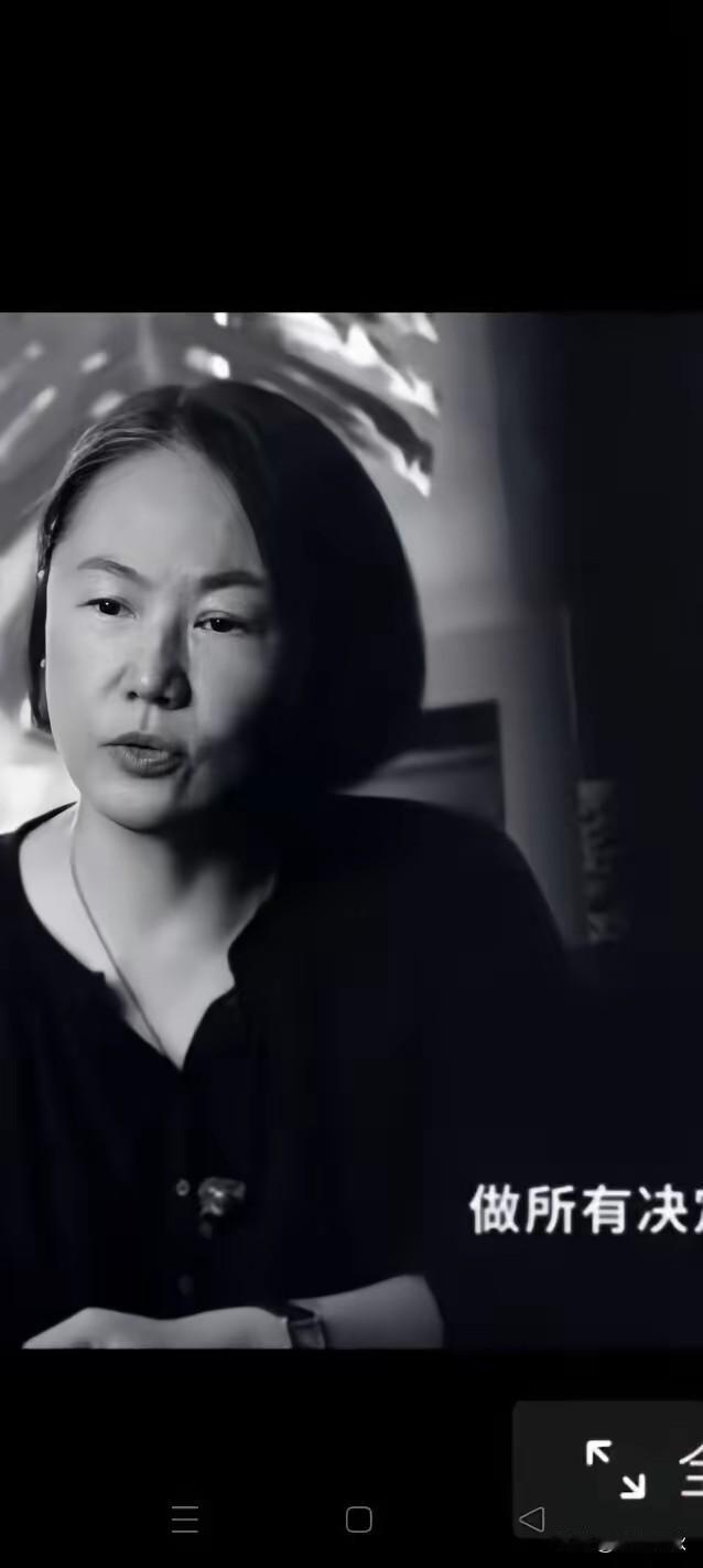 窦唯真是好命啊生了两个孩子都不用管窦靖童有王菲全权负责小女儿也是很小就由高