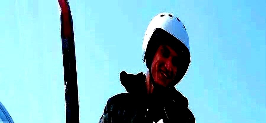 乌克兰军方今天表示，一位乌军F-16战机飞行员在抵御俄罗斯夜间大规模飞弹和无人机