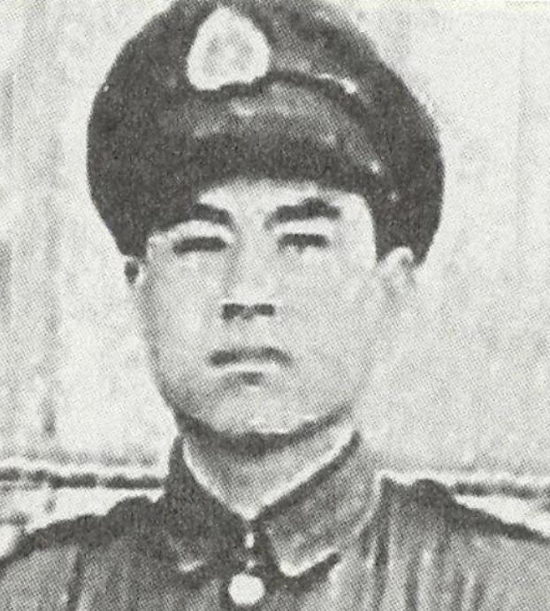1946年一个深夜，叶帅寓所遭遇窃贼，警卫鸣枪，贼却毫发无损逃之夭夭。此