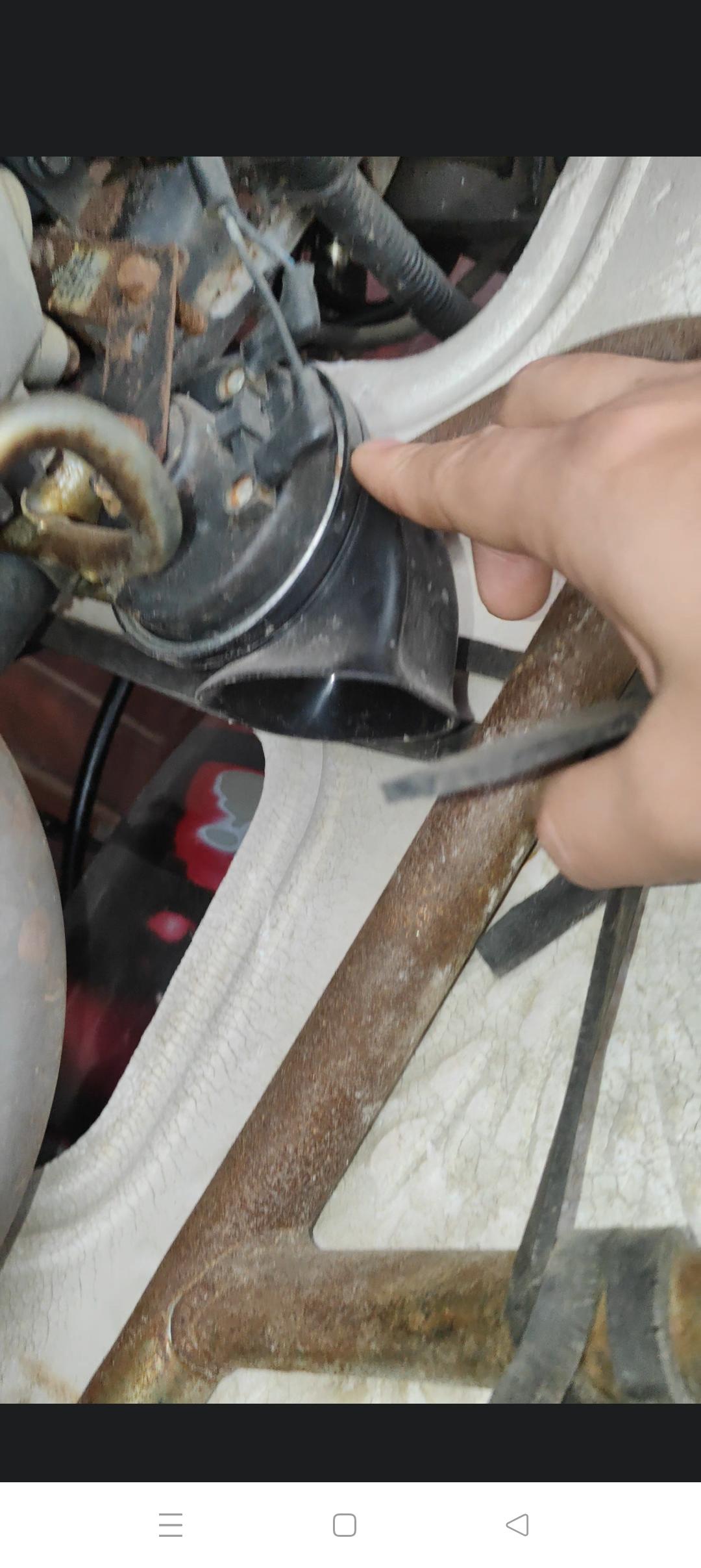 你敢相信吗？几千块钱摩托车都配厄牛喇叭轩逸经典高配配的啥啊连三轮车都喇叭都