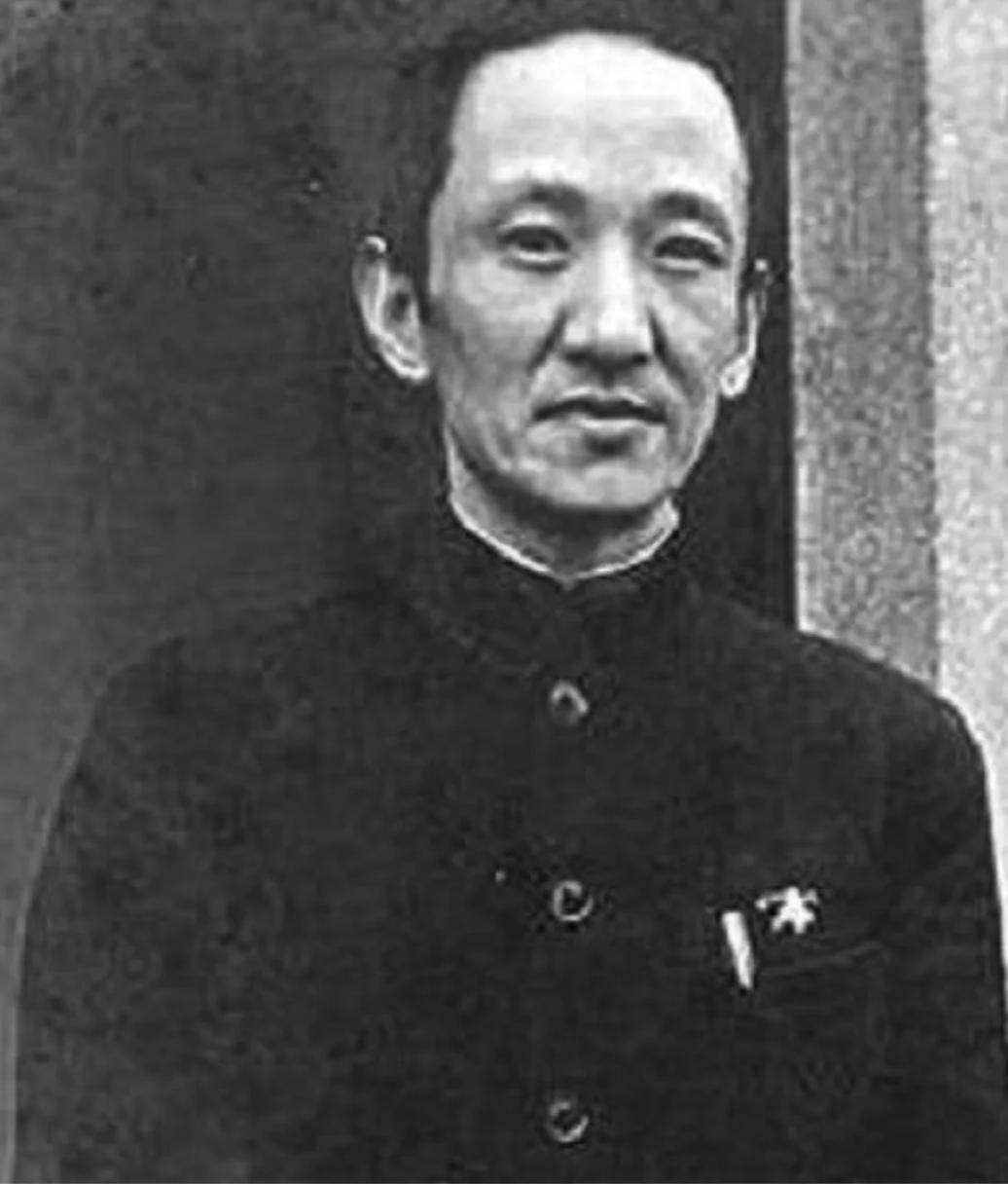 1947年，陈琏涉共被捕。陈布雷急见蒋介石：“委座，小女年幼无知，若证据确凿，该