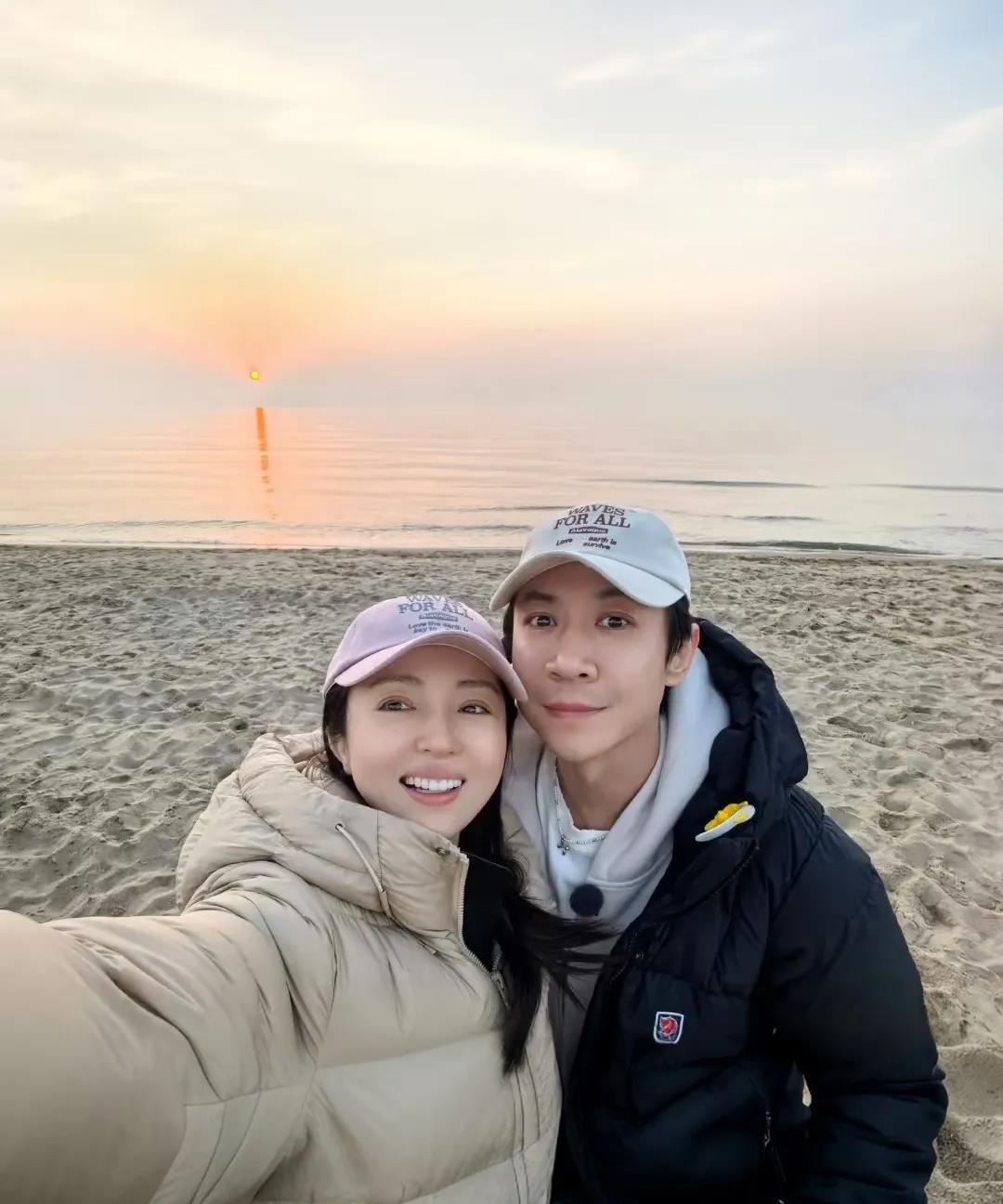 董璇真的不值得同情董璇的二婚老公比她小9岁现在董璇要冒着风险给他生孩子，但是